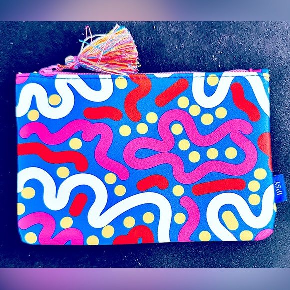 NEW: IPSY GLAM BAG Essential Carrying Pouch [FREE GIFT w/$] - Picture 10 of 16